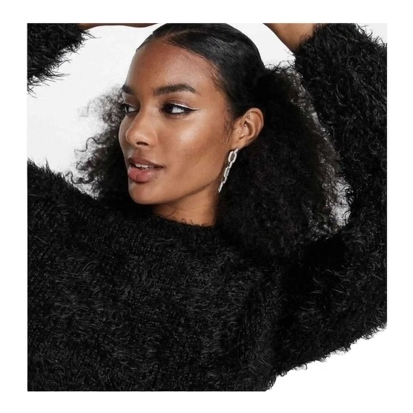 Zara Fuzzy Eyelash Black Sparkly Cropped Crewneck Sweater Size Small NEW - Picture 1 of 6